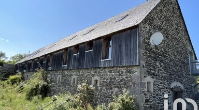 Lodge 18 rooms of 613 m² in La Tour-d'Auvergne (63680)