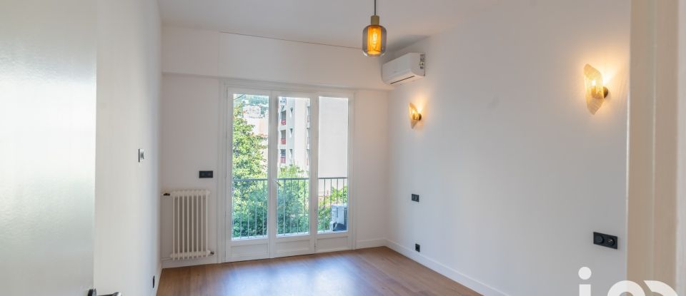 Appartement 3 pièces de 61 m² à Nice (06100)