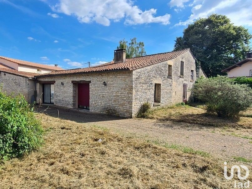 Maison 6 pièces de 159 m² à Brûlain (79230)