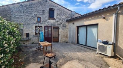 Maison 6 pièces de 159 m² à Brûlain (79230)