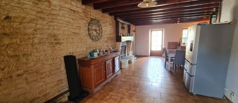 House 6 rooms of 159 m² in Brûlain (79230)