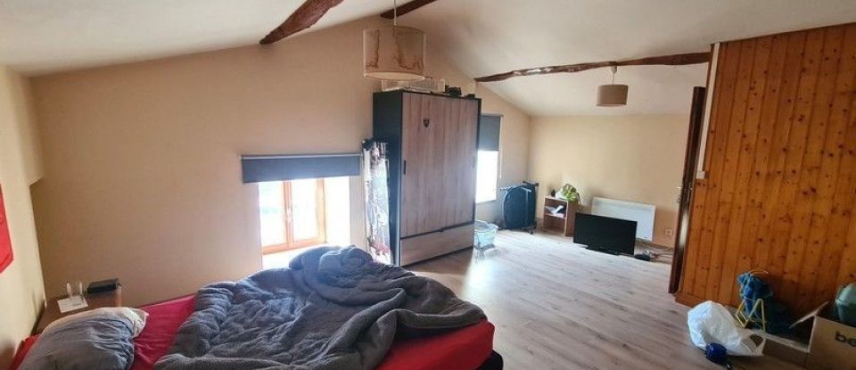 Maison 6 pièces de 159 m² à Brûlain (79230)