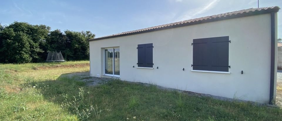 Maison 5 pièces de 92 m² à Chantonnay (85110)