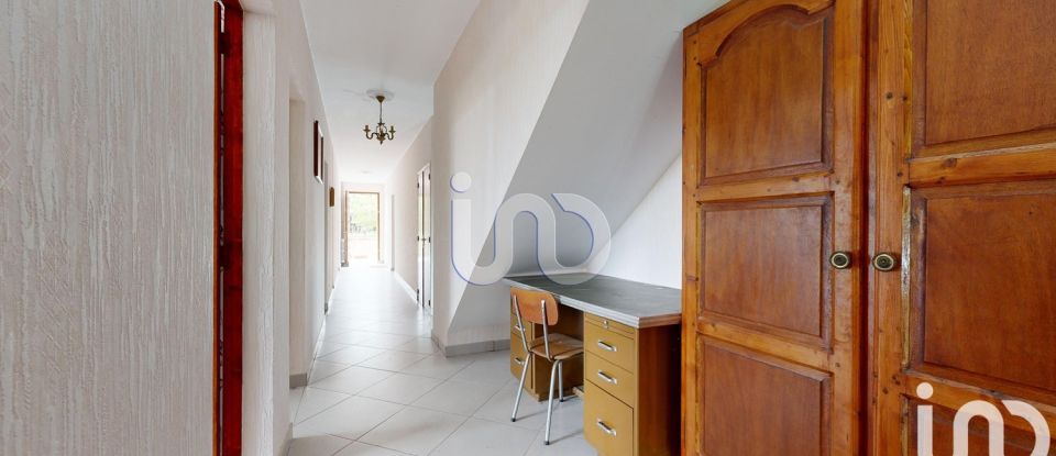 Traditional house 5 rooms of 142 m² in Montberon (31140)