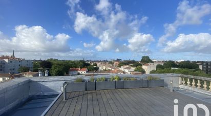 Apartment 5 rooms of 110 m² in La Rochelle (17000)