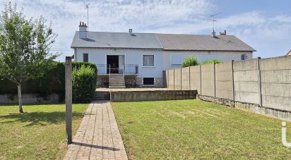 Traditional house 4 rooms of 73 m² in Saint-Jean-de-la-Ruelle (45140)