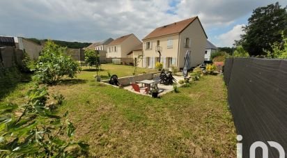 Maison traditionnelle 7 pièces de 130 m² à Dammartin-en-Goële (77230)