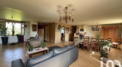 Maison 6 pièces de 161 m² à Aubigné-Racan (72800)