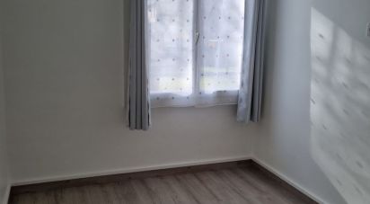 Appartement 3 pièces de 49 m² à Clichy-sous-Bois (93390)