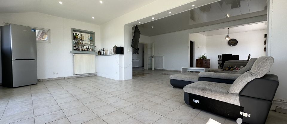 Maison 6 pièces de 140 m² à Avricourt (57810)