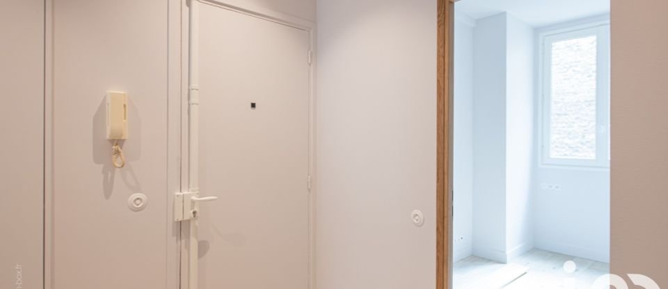 Appartement 3 pièces de 68 m² à Paris (75016)