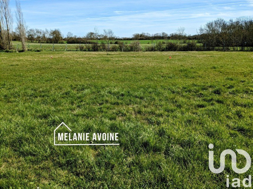 Terrain de 700 m² à Ciré-d'Aunis (17290)