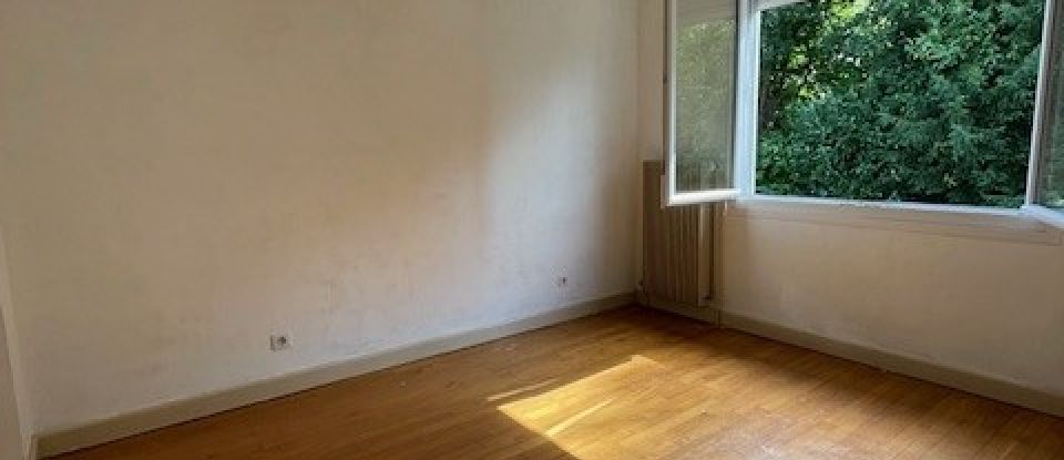 House 6 rooms of 109 m² in Saint-Dizier (52100)