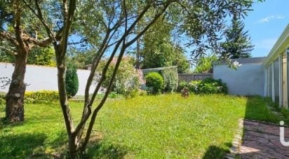 Traditional house 7 rooms of 141 m² in Saint-Sébastien-sur-Loire (44230)