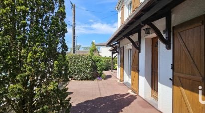 Traditional house 7 rooms of 141 m² in Saint-Sébastien-sur-Loire (44230)