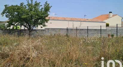 Land of 350 m² in La Jarrie (17220)