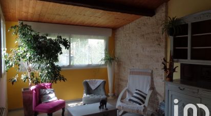 House 6 rooms of 110 m² in La Chapelle-des-Pots (17100)