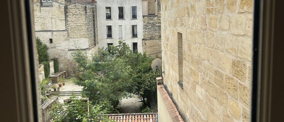 Studio 1 room of 40 m² in Bordeaux (33000)