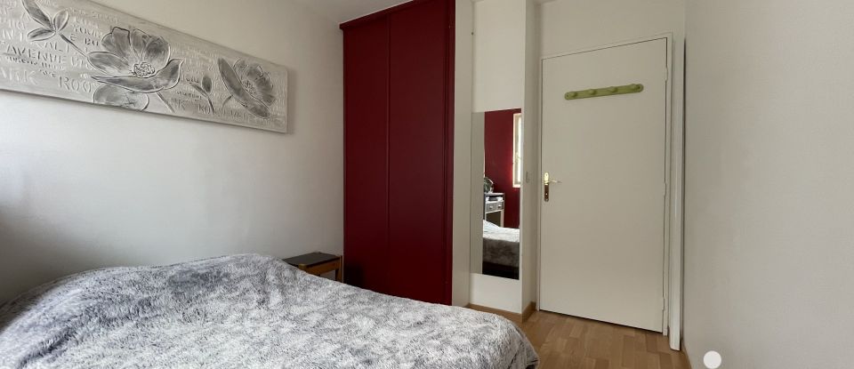 Appartement 4 pièces de 100 m² à Houdan (78550)