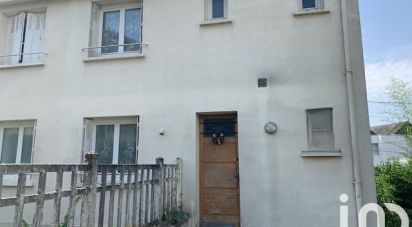 House 4 rooms of 73 m² in Saumur (49400)