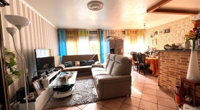 Apartment 3 rooms of 71 m² in Plaisir (78370)