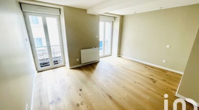 Appartement 3 pièces de 71 m² à Barèges (65120)