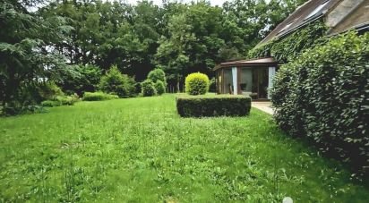 Mansion 7 rooms of 189 m² in Huisseau-sur-Mauves (45130)