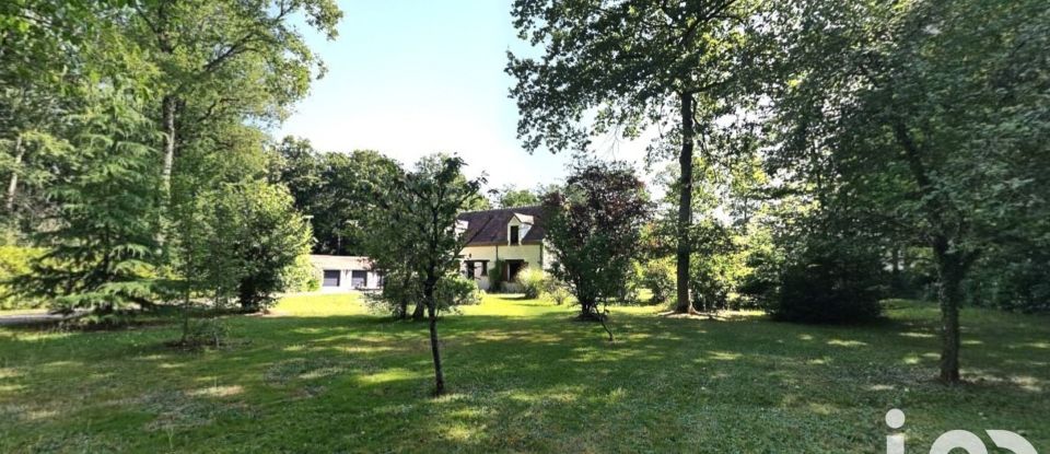 Demeure 7 pièces de 189 m² à Huisseau-sur-Mauves (45130)