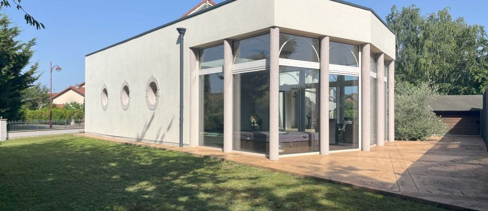 Maison 8 pièces de 165 m² à Hagondange (57300)