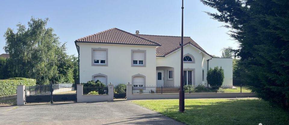 Maison 8 pièces de 165 m² à Hagondange (57300)