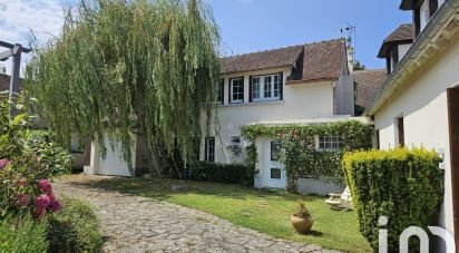 House 7 rooms of 153 m² in Vert-en-Drouais (28500)