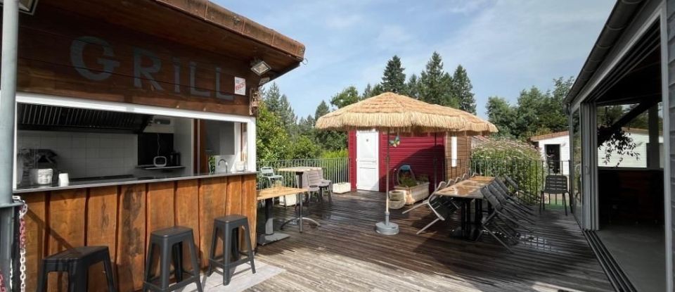 Maison 17 pièces de 420 m² à Augignac (24300)