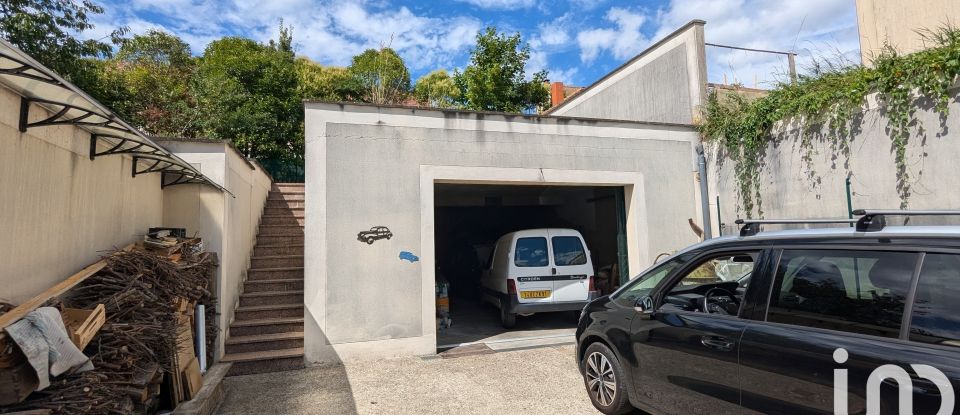 Maison traditionnelle 7 pièces de 160 m² à Montlhéry (91310)