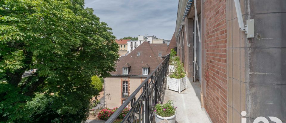 Apartment 7 rooms of 295 m² in Vichy (03200)