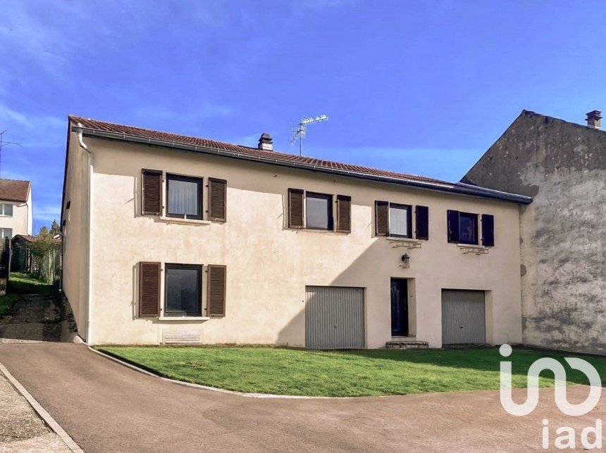 Maison 5 pièces de 131 m² à Ernestviller (57510)