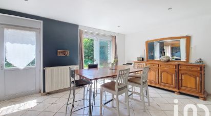 Maison 5 pièces de 192 m² à Brandivy (56390)