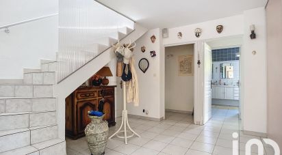 Traditional house 5 rooms of 166 m² in Fabrègues (34690)