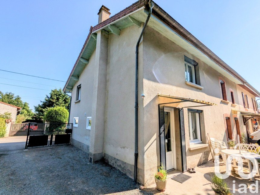 Maison traditionnelle 5 pièces de 117 m² à Nervieux (42510)