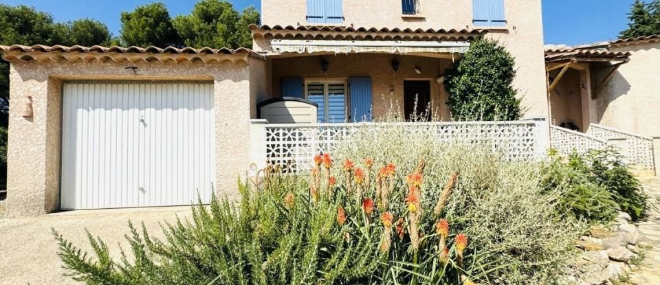 Maison 7 pièces de 150 m² à Rognac (13340)