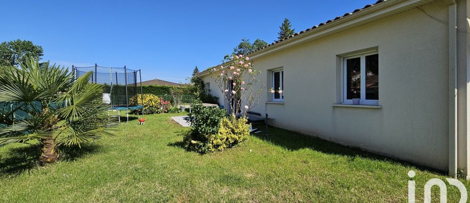 Traditional house 5 rooms of 110 m² in L'Isle-d'Espagnac (16340)