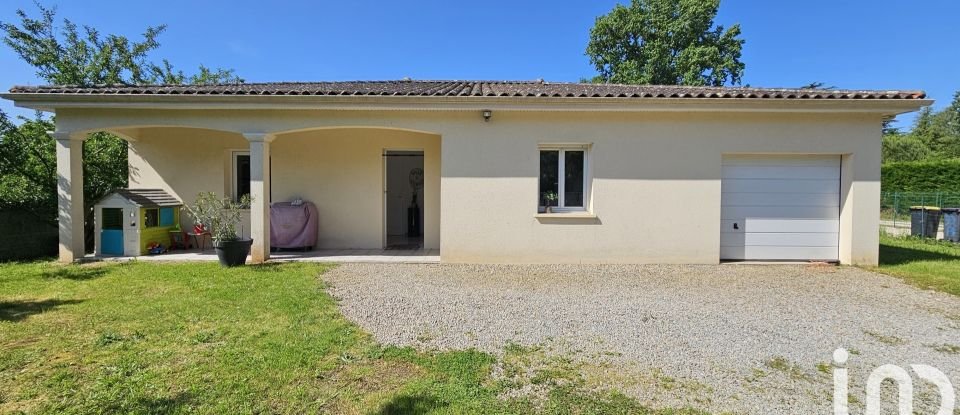 Traditional house 5 rooms of 110 m² in L'Isle-d'Espagnac (16340)