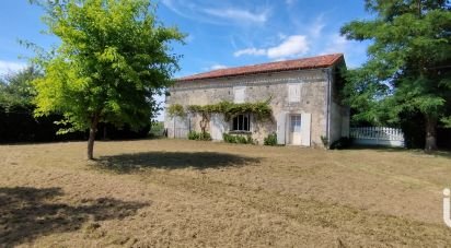 Maison de campagne 6 pièces de 95 m² à Néré (17510)