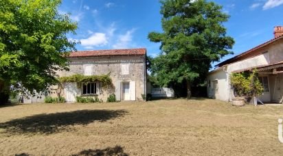 Maison de campagne 6 pièces de 95 m² à Néré (17510)