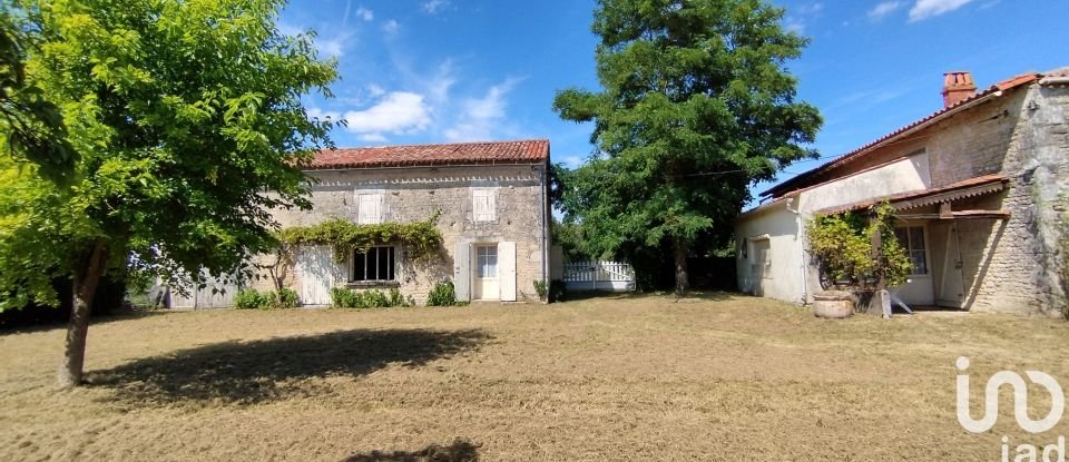 Country house 6 rooms of 95 m² in Néré (17510)