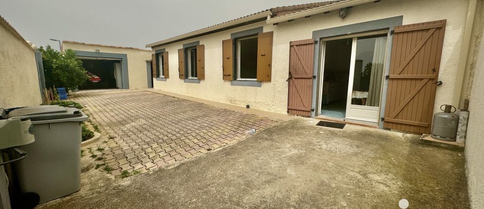 Maison traditionnelle 6 pièces de 110 m² à Saint-Gilles (30800)