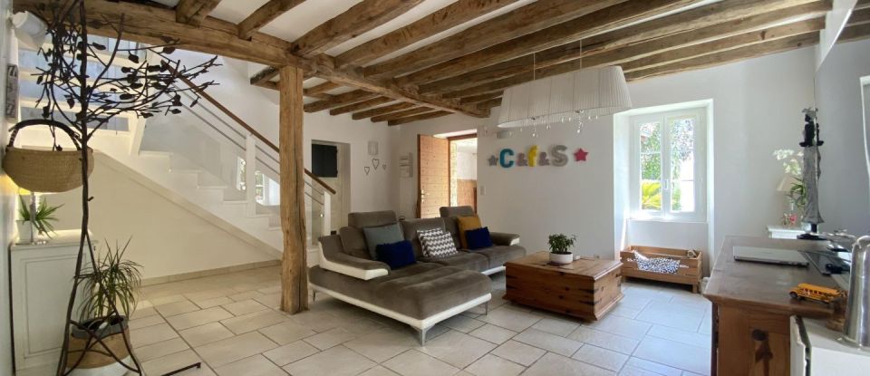 Maison 5 pièces de 138 m² à Cambo-les-Bains (64250)