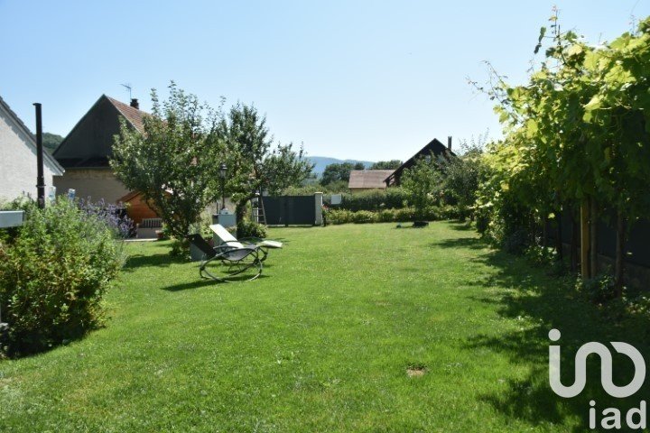 Maison 6 pièces de 138 m² à Notre-Dame-de-Vaulx (38144)