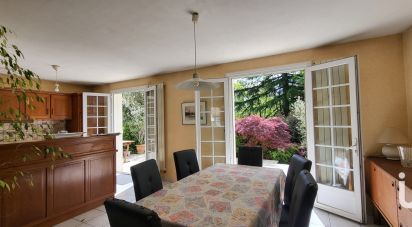 Maison traditionnelle 5 pièces de 122 m² à Saint-Christophe-du-Bois (49280)