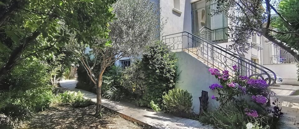 House 5 rooms of 135 m² in Nîmes (30000)