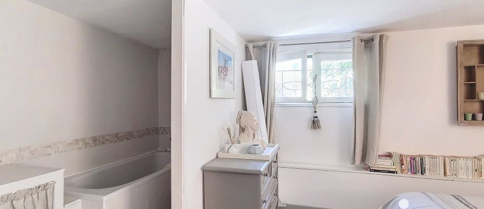 House 5 rooms of 135 m² in Nîmes (30000)